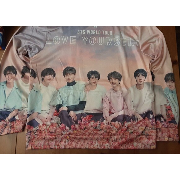 K-Pop BTS Hoodie Love Yourself World Tour Sweater - Picture 3 of 5